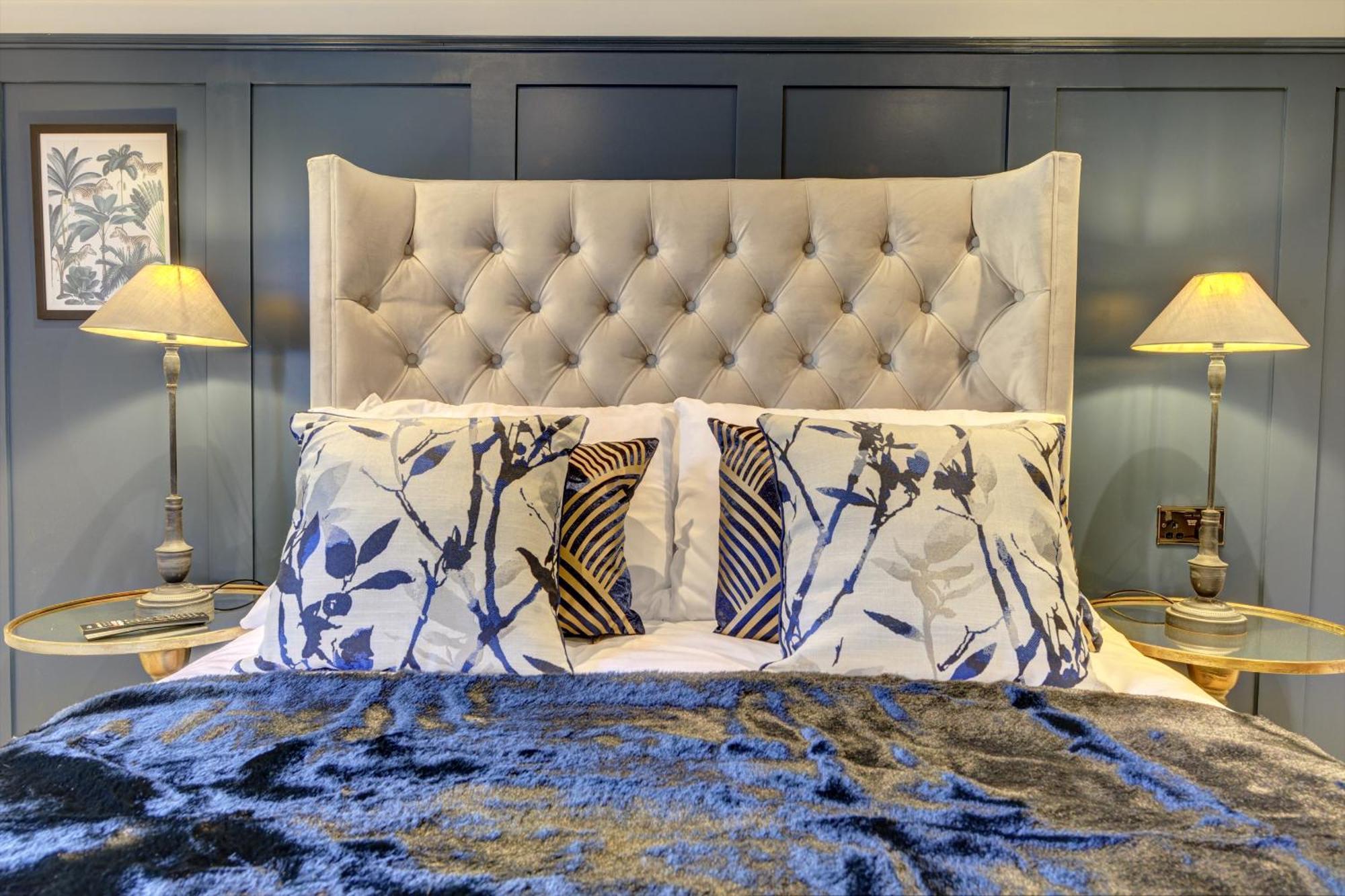 The Bridge House Henley Hotel Bagian luar foto